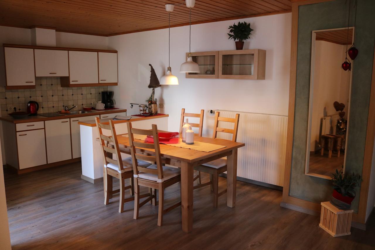 Ferienhaus Hoell Russbach am Pass Gschütt Exterior foto